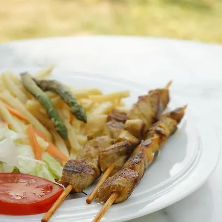 Camping Macanet De Cabrenys